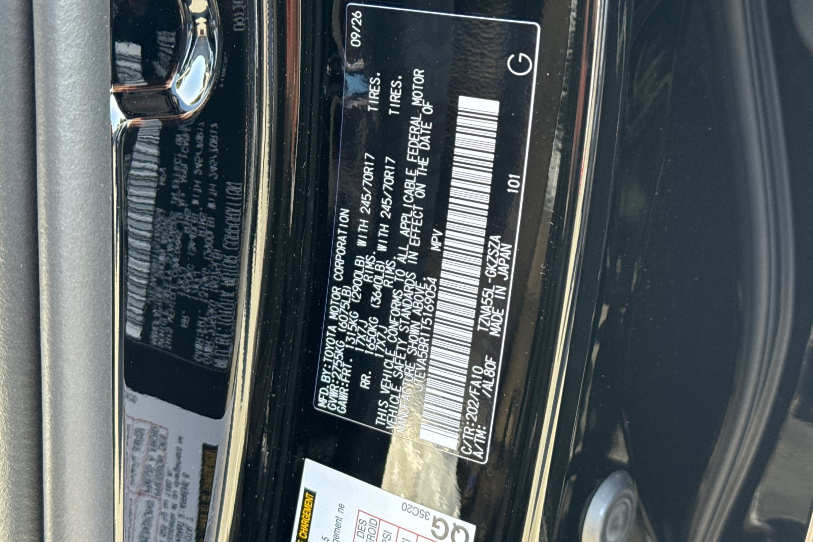 New 2026 Toyota 4Runner SR5 AWD/4WD image 25
