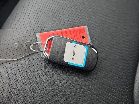 Certified 2025 Kia Sportage SX image 32