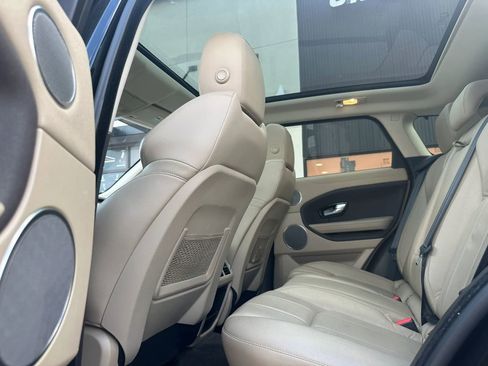 Used 2018 Land Rover Range Rover Evoque image 10