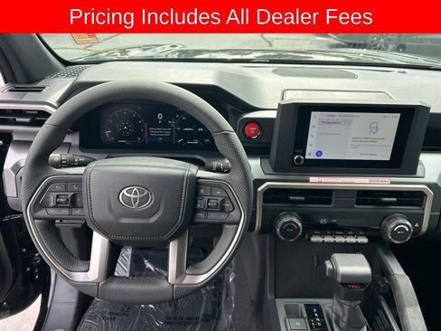 Used 2026 Toyota Tacoma TRD Off-Road AWD/4WD image 5