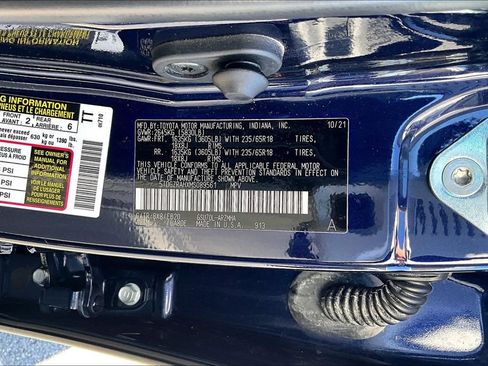 Used 2021 Toyota Highlander XLE image 44