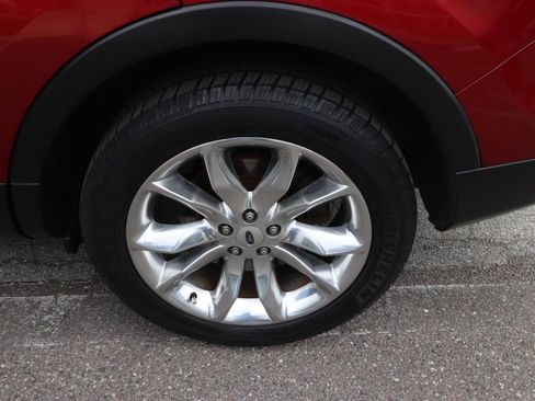 Used 2013 Ford Explorer XLT FWD image 9