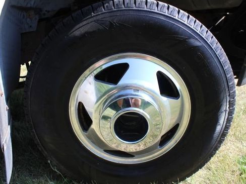 Used 2002 Ford F350 XLT image 30