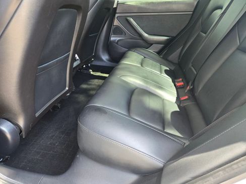 Used 2020 Tesla Model 3 Long Range AWD/4WD image 19