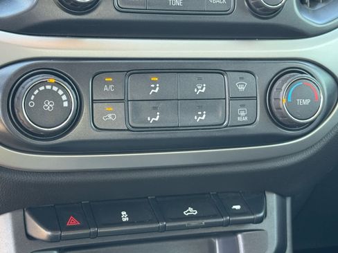 Used 2017 Chevrolet Colorado LT w/ LT Convenience Package image 27