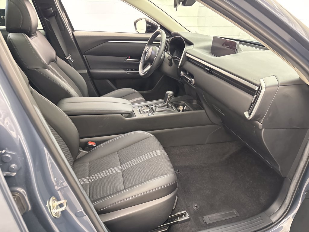 Used 2025 MAZDA CX-50 AWD 2.5 S w/ Weather Package image 26