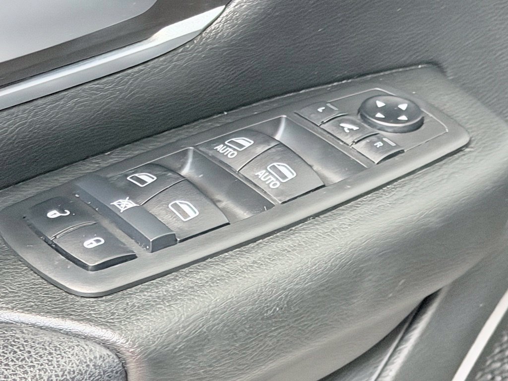 Used 2019 RAM 1500 Big Horn AWD/4WD image 13