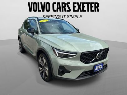 Used 2025 Volvo XC40 B5 Ultra