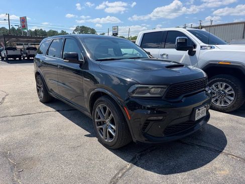 Used 2022 Dodge Durango R/T w/ Tow 'N Go Package AWD/4WD image 2