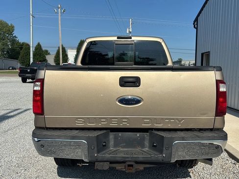 Used 2011 Ford F250 Lariat w/ Lariat Interior Pkg AWD/4WD image 5