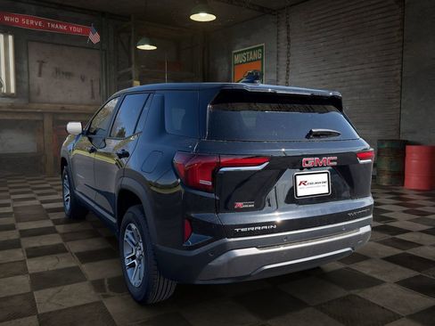 New 2026 GMC Terrain Elevation FWD image 5