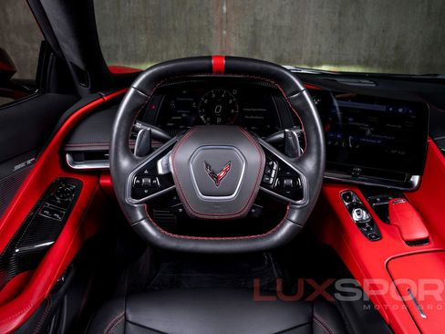 Used 2020 Chevrolet Corvette Stingray w/ 3LT Preferred Equipment Group image 32