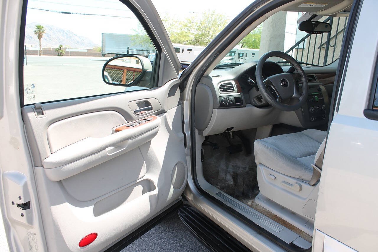 Used 2007 GMC Yukon SLE RWD image 17