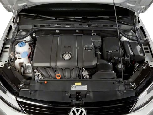 Used 2013 Volkswagen Jetta SE image 13