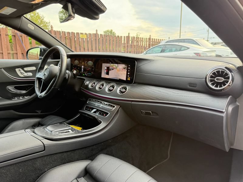Used 2023 Mercedes-Benz E 450 4MATIC Coupe image 27