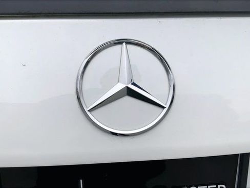 Used 2020 Mercedes-Benz GLB 250 4MATIC image 32