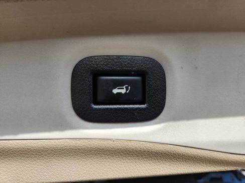 Used 2020 Nissan Rogue SL image 29