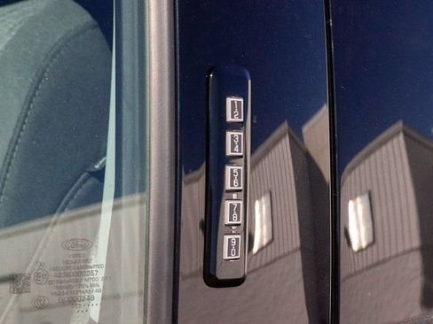 Used 2022 Ford F150 XLT w/ Equipment Group 302A High image 11