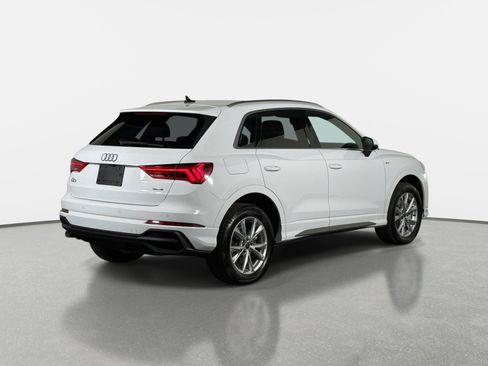 Used 2025 Audi Q3 2.0T Premium AWD/4WD image 3