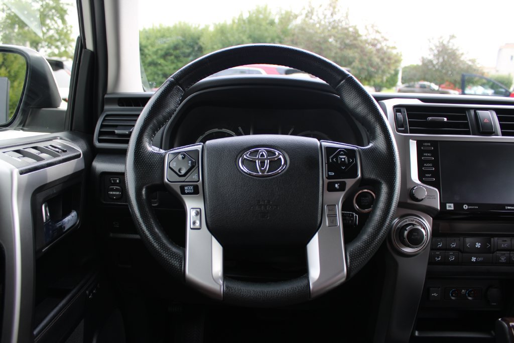 Used 2023 Toyota 4Runner Limited AWD/4WD image 16