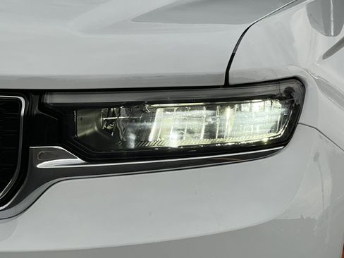 Used 2022 Jeep Grand Cherokee L Limited image 38