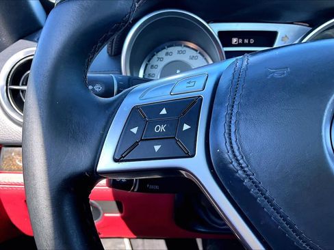Used 2016 Mercedes-Benz SL 550 SL 550 image 18