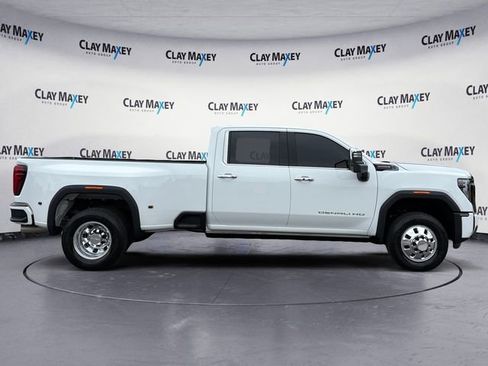 Used 2025 GMC Sierra 3500 Denali Ultimate AWD/4WD image 6