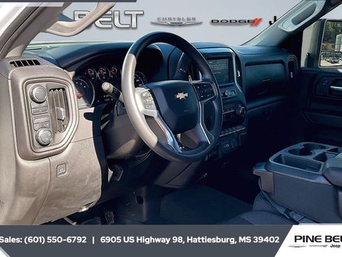 Used 2023 Chevrolet Silverado 2500 Custom w/ Gooseneck/5TH Wheel Package image 11