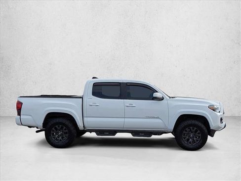 Used 2023 Toyota Tacoma SR5 w/ Technology Package image 4