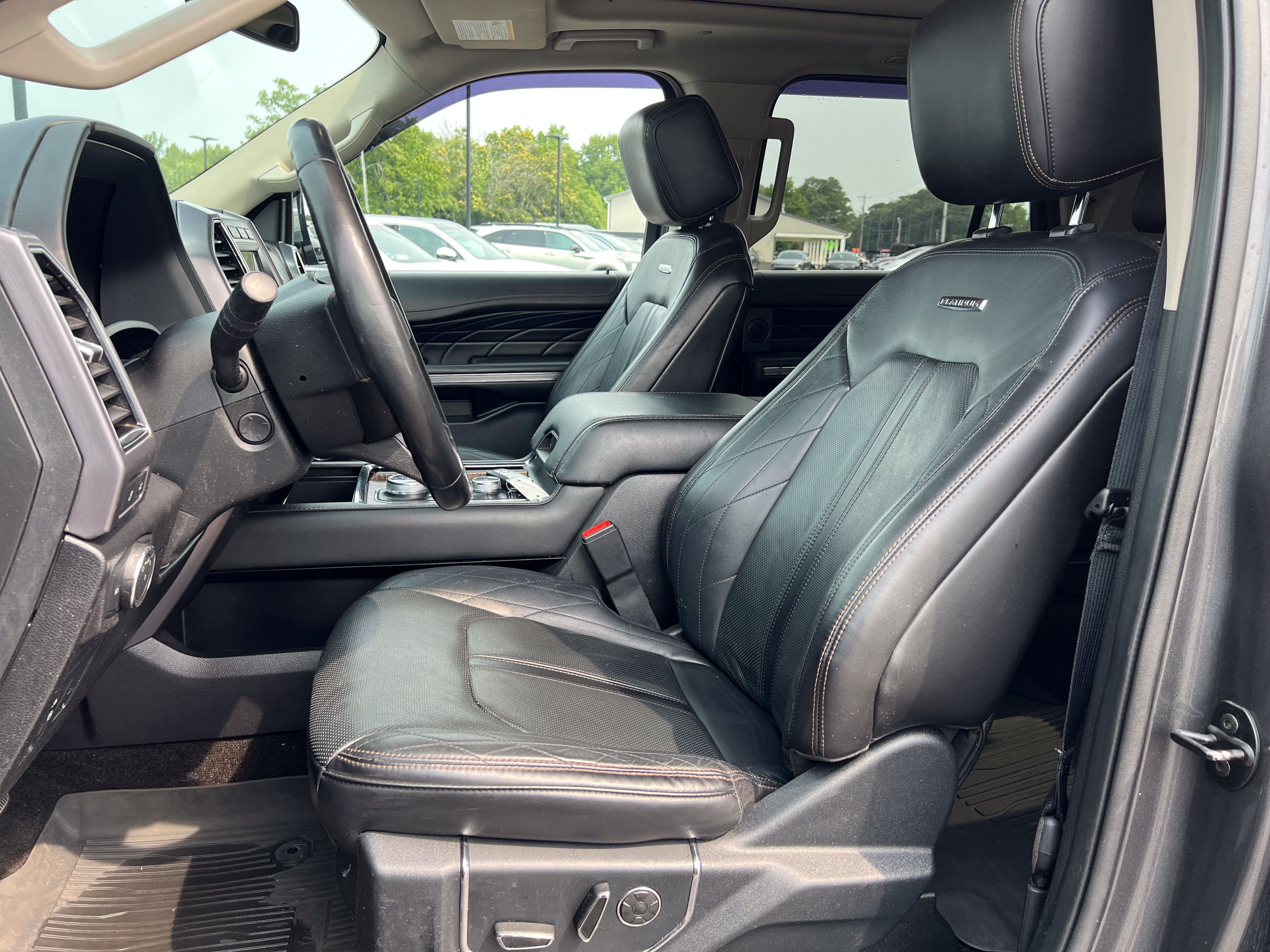 Used 2020 Ford Expedition Platinum AWD/4WD image 15