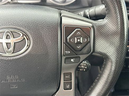 Used 2019 Toyota Tacoma TRD Off-Road image 20