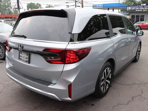 Used 2025 Honda Odyssey EX-L image 5