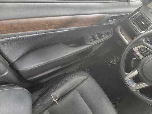 Used 2016 Subaru Outback 2.5i Limited AWD/4WD image 31