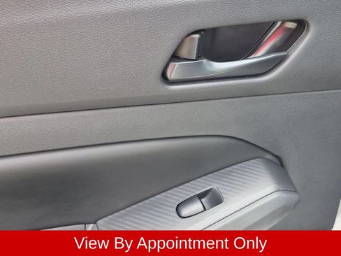 Used 2025 Nissan Altima 2.5 SV FWD image 26