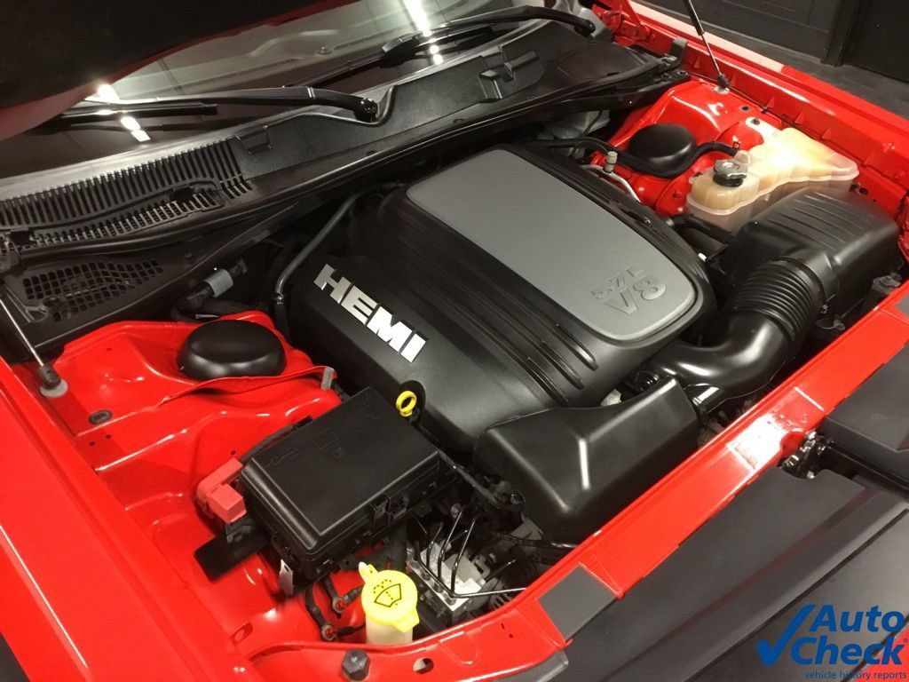Used 2017 Dodge Challenger R/T Plus RWD image 33