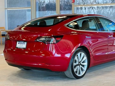 Used 2018 Tesla Model 3 Long Range image 11