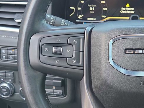 Used 2023 GMC Yukon Denali Ultimate image 28