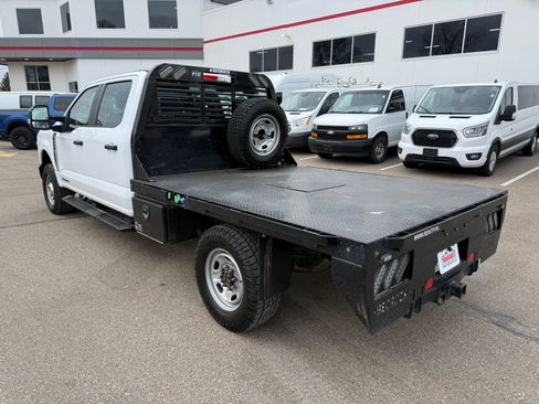Used 2024 Ford F250 XL AWD/4WD image 3