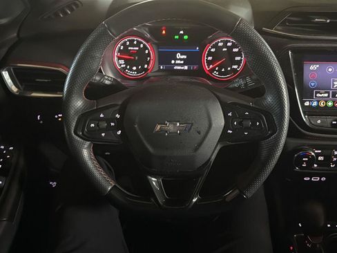 Used 2023 Chevrolet TrailBlazer RS w/ Sun and Liftgate Package AWD/4WD image 9