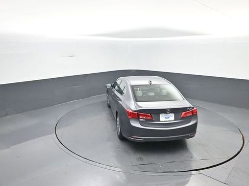 Used 2018 Acura TLX w/ Technology Package image 28