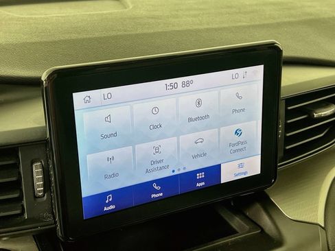 Used 2020 Ford Explorer XLT w/ Cold Weather Package AWD/4WD image 14