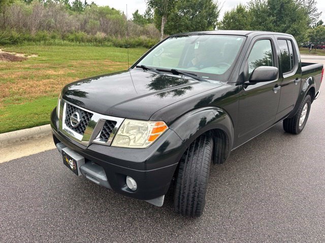 Used 2012 Nissan Frontier SV RWD image 1