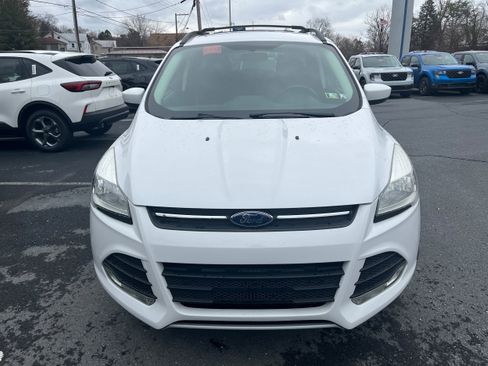 Used 2014 Ford Escape SE w/ Equipment Group 201A image 2
