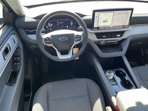 New 2026 Ford Explorer Active image 7