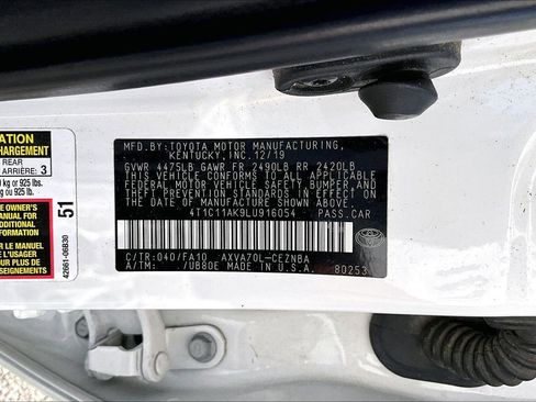 Used 2020 Toyota Camry LE image 15