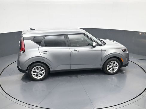 Used 2025 Kia Soul LX w/ LX Technology Package image 30