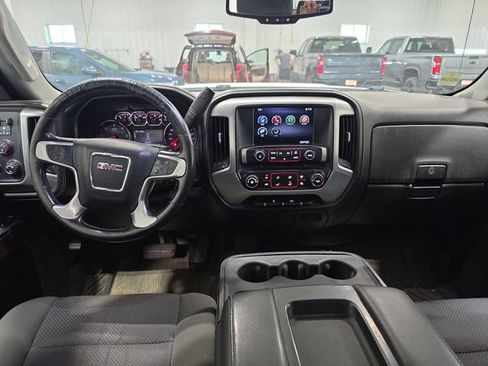 Used 2015 GMC Sierra 2500 SLE AWD/4WD image 4