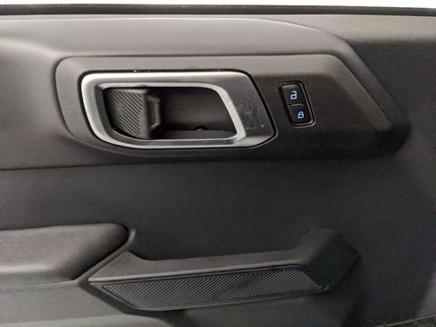 New 2025 Ford Bronco Outer Banks image 21