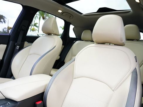 Used 2022 INFINITI QX50 Luxe FWD image 23