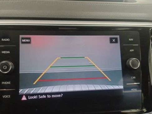Used 2019 Volkswagen Atlas SEL FWD image 27